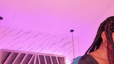 Snapshot of queen_perla_ chatting on September 2025 07:36:01 PM online show from September 2025 07:36:01 PM