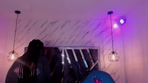 Snapshot of queen_perla_ chatting on October 2025 11:21:02 AM online show from October 2025 11:21:02 AM