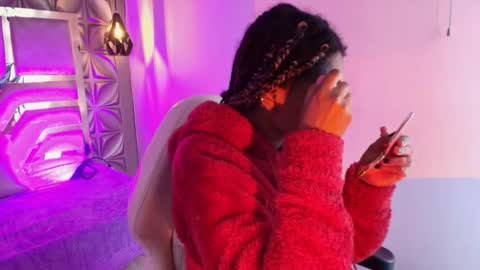 Snapshot of queen_perla_ chatting on March 2026 12:12:02 PM online show from March 2026 12:12:02 PM