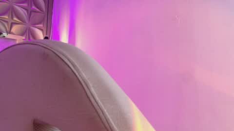 Snapshot of queen_perla_ chatting on March 2026 12:01:02 PM online show from March 2026 12:01:02 PM