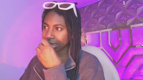 Snapshot of queen_perla_ chatting on March 2026 12:41:01 PM online show from March 2026 12:41:01 PM