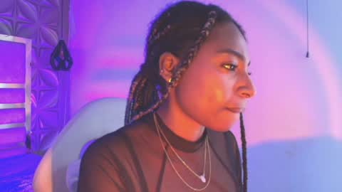 Snapshot of queen_perla_ chatting on April 2026 01:41:01 PM online show from April 2026 01:41:01 PM