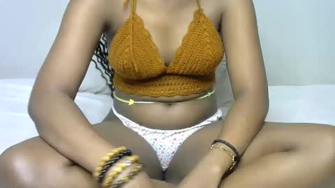 queen_polite online show from December 2025 08:56:02 AM