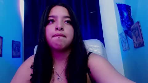 Snapshot of queen_salomme chatting on November 2025 09:25:01 PM queen_salomme online show from November 2025 09:25:01 PM