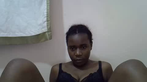 queen_sly online show from October 2025 11:37:01 PM