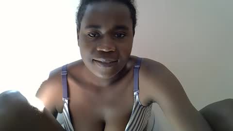 queen_sly online show from October 2025 07:30:01 AM
