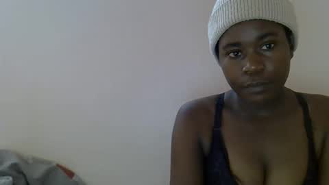queen_sly online show from October 2025 09:23:01 AM
