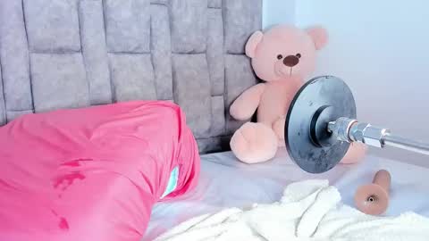 queen_yully online show from February 2026 11:50:01 AM