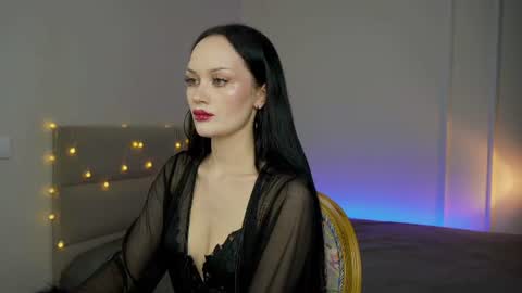 Snapshot of queenaliss chatting on July 2026 01:18:01 PM Your world and the universe Aliss online show from July 2026 01:18:01 PM