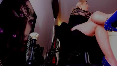 Misscatsnow online show from March 2026 08:10:01 AM