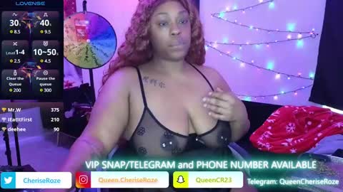 Snapshot of queencroze chatting on December 2024 06:05:01 PM Queen Cherise Roze online show from December 2024 06:05:01 PM