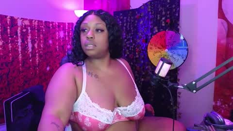 Queen Cherise Roze online show from February 2026 04:50:02 AM