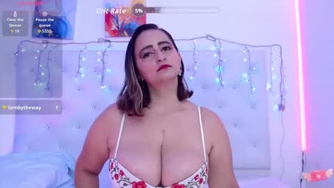 queendesiree_ online show from February 2026 07:55:02 PM