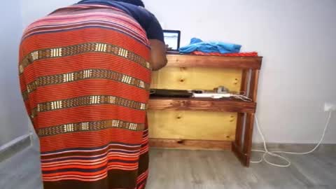 Nina online show from October 2025 07:36:02 PM