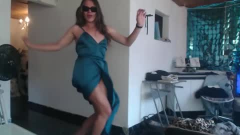 Nico online show from March 2026 06:25:01 PM