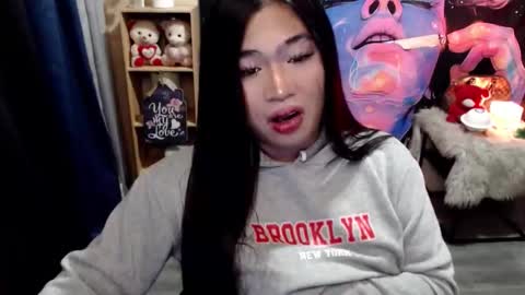 Snapshot of queenofcum169xx chatting on November 2025 03:56:02 PM Mikka online show from November 2025 03:56:02 PM