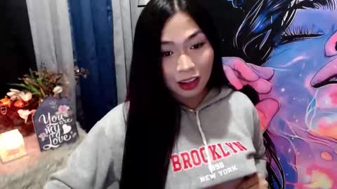 Snapshot of queenofcum169xx chatting on February 2026 02:07:02 PM Mikka online show from February 2026 02:07:02 PM