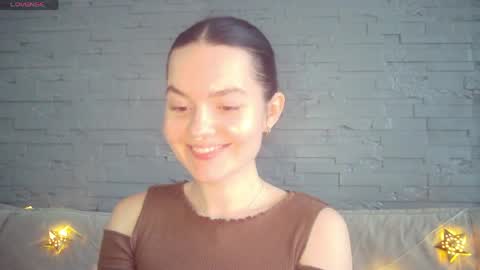 Snapshot of queenofmodels chatting on April 2026 03:09:02 PM QueenOfModels online show from April 2026 03:09:02 PM