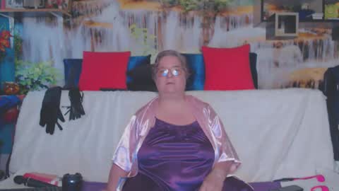QueenPammy online show from April 2026 05:38:01 AM