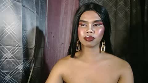 queenpinayebony_xx online show from May 2026 02:02:01 PM