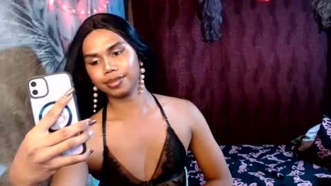queenpinayebony_xx online show from June 2026 12:57:02 PM
