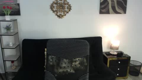 Snapshot of queenpink777 chatting on January 2025 12:46:02 PM Rose online show from January 2025 12:46:02 PM