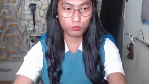 queensteffi online show from June 2026 08:28:01 PM