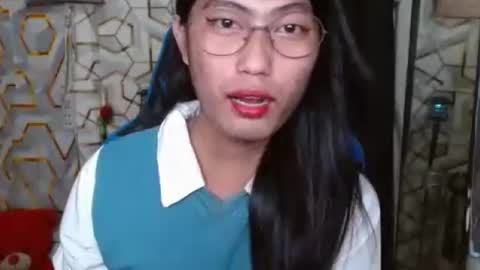 queensteffi online show from July 2026 07:40:01 PM