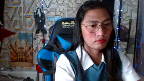 queensteffi online show from July 2026 04:28:01 PM
