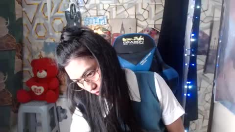 queensteffi online show from August 2026 08:34:01 PM