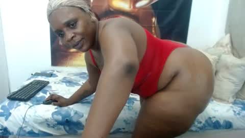 queenteex6993 online show from June 2026 05:29:01 PM