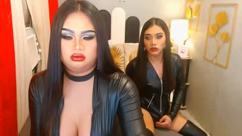 queenshasha and nathalie online show from December 2024 12:59:02 PM