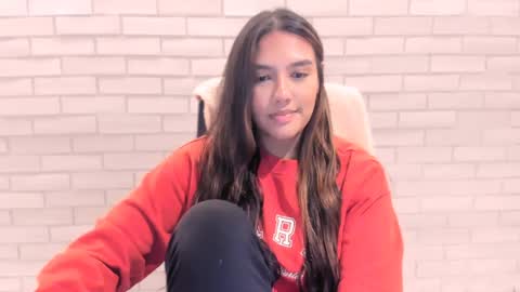 Snapshot of queenv66 chatting on January 2025 04:44:01 AM Val - online show from January 2025 04:44:01 AM