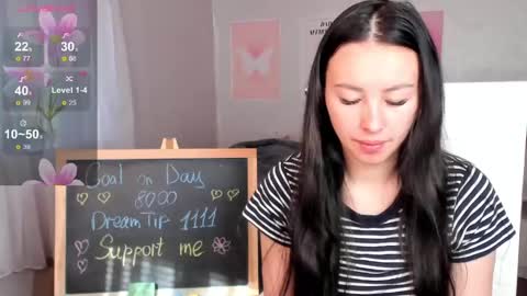 Snapshot of queitsharm_ chatting on May 2026 05:59:02 AM Anna online show from May 2026 05:59:02 AM