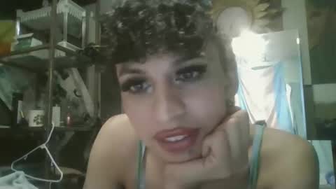Snapshot of queridamiahh chatting on February 2026 07:12:02 AM Mia online show from February 2026 07:12:02 AM