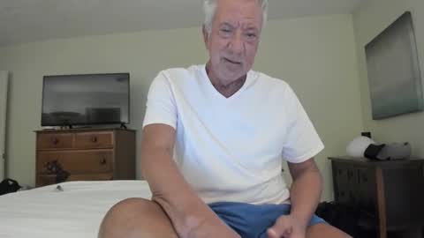 Snapshot of quest_one chatting on January 2026 05:15:01 PM Jim online show from January 2026 05:15:01 PM