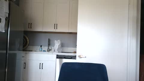 Snapshot of quest_one chatting on February 2026 06:28:01 PM Jim online show from February 2026 06:28:01 PM