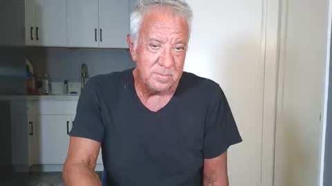 Snapshot of quest_one chatting on March 2026 02:36:02 AM Jim online show from March 2026 02:36:02 AM