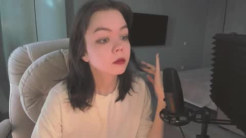 quietluxury online show from March 2026 12:11:01 PM