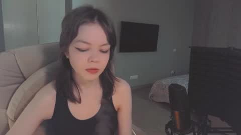 Snapshot of quietluxury chatting on June 2026 11:56:02 AM quietluxury online show from June 2026 11:56:02 AM