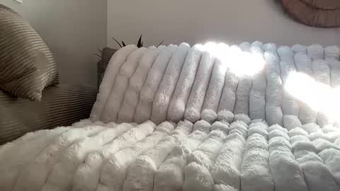 Snapshot of quinnyelena chatting on November 2025 11:01:02 AM Quinnyelena online show from November 2025 11:01:02 AM