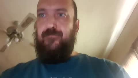 Snapshot of quintinvw0011 chatting on January 2025 10:04:02 AM quintinvw0011 online show from January 2025 10:04:02 AM