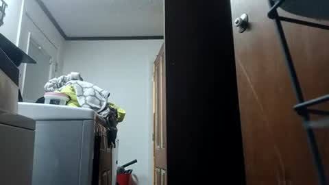 r04233054 online show from December 2025 04:18:02 AM