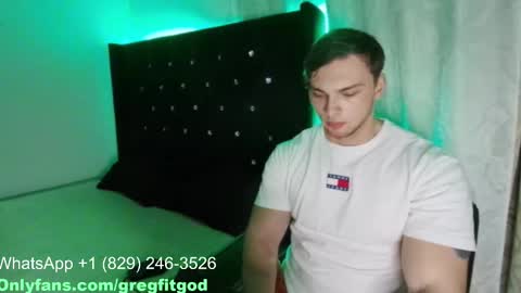 Snapshot of r9dima1998 chatting on February 2025 02:28:01 AM Dmitry online show from February 2025 02:28:01 AM