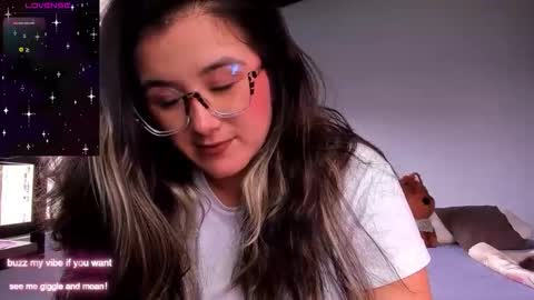 Rachel Foss online show from November 2025 07:14:02 PM