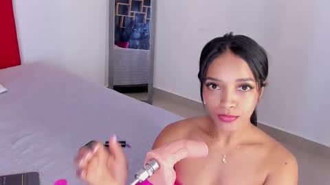 Snapshot of rachel_roman chatting on October 2025 08:58:01 PM DALIANA online show from October 2025 08:58:01 PM