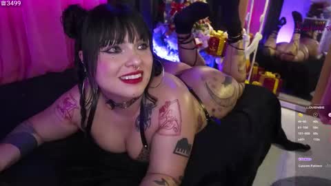 rachellk online show from December 2025 02:41:02 AM