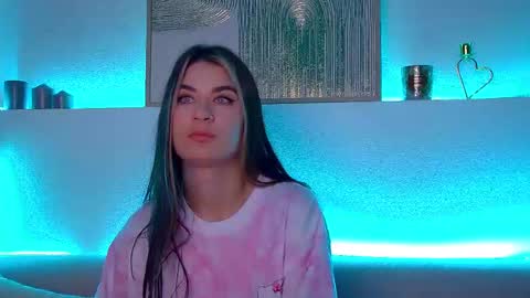 Snapshot of rachellsimpson chatting on March 2025 05:09:01 AM RachellSimpson online show from March 2025 05:09:01 AM