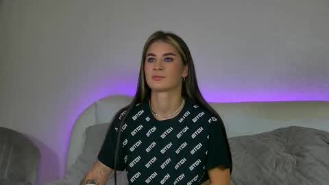 Snapshot of rachellsimpson chatting on September 2025 06:41:02 PM RachellSimpson online show from September 2025 06:41:02 PM