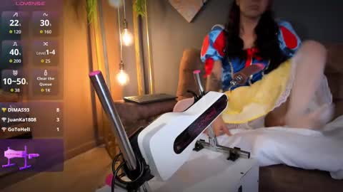 Snapshot of rachelruizz chatting on October 2025 03:24:02 PM RACHEL online show from October 2025 03:24:02 PM